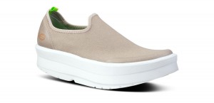 Oofos OOmega eeZee Low Shoe White | OBPH02368