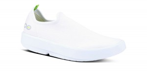 Oofos OOmg eeZee Low Shoe White | RMJT14962