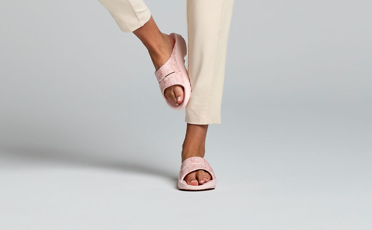 Oofos OOahh Limited Slide Sandal Pink | IRXB80739