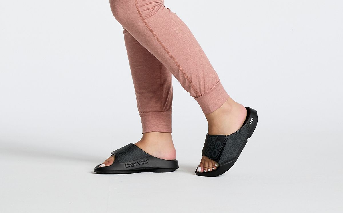 Oofos OOahh Sport Flex Sandal Black | BYMQ17902
