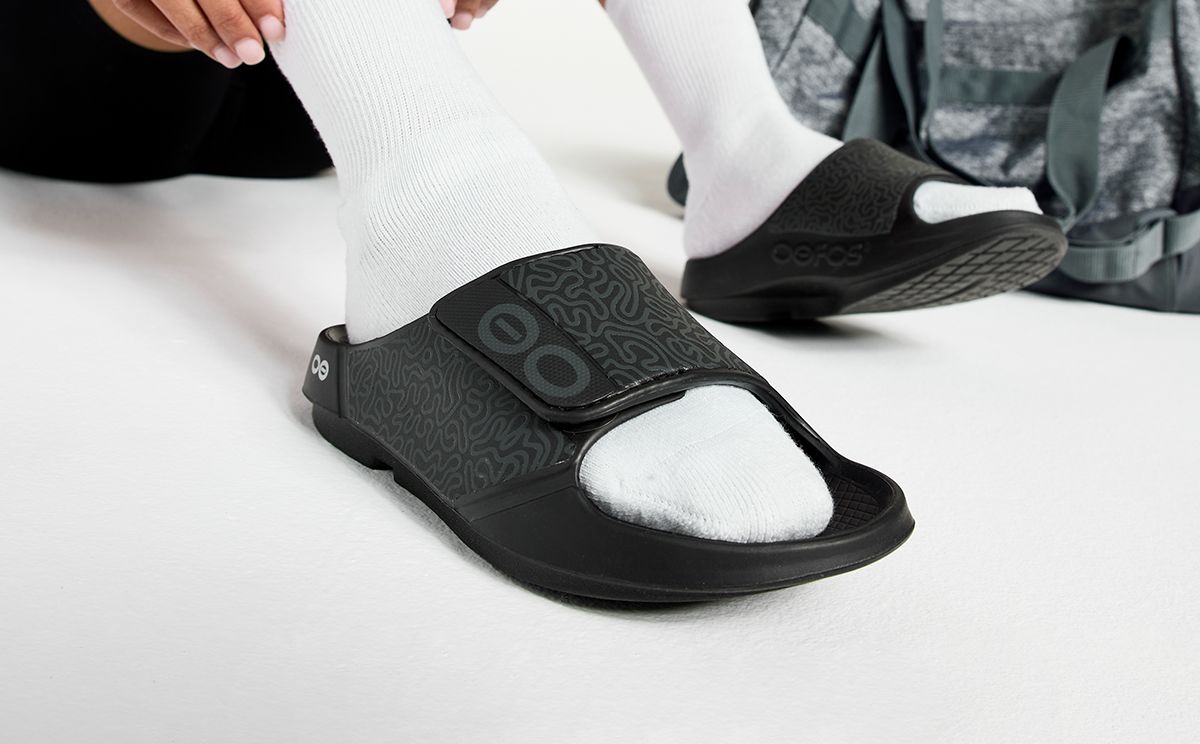 Oofos OOahh Sport Flex Sandal Black | BYMQ17902