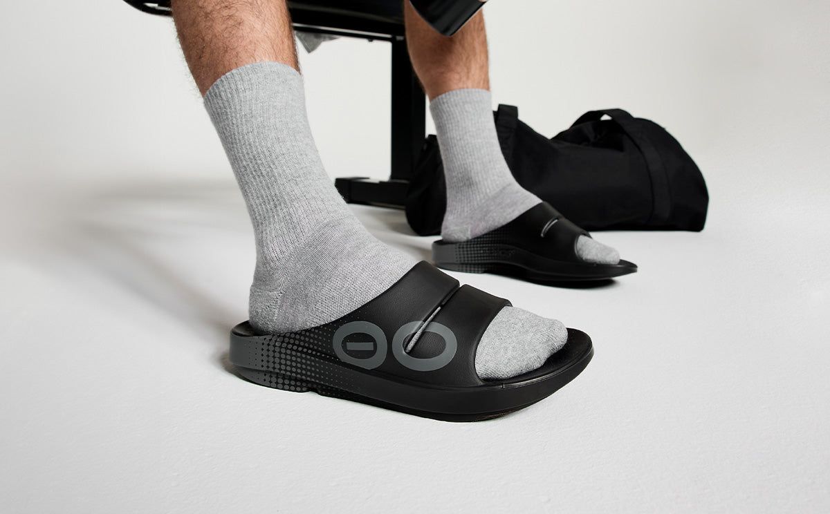 Oofos OOahh Sport Slide Sandal Black | KRBY50287