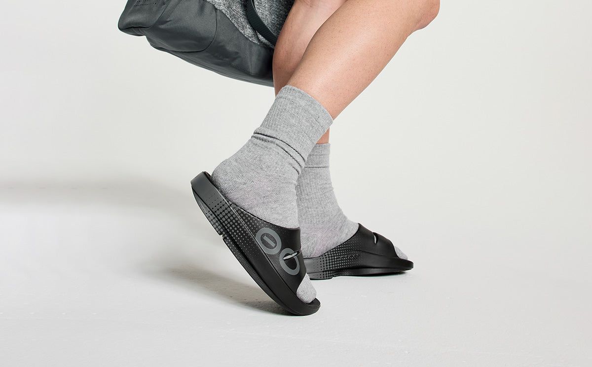 Oofos OOahh Sport Slide Sandal Black | QOXE48390