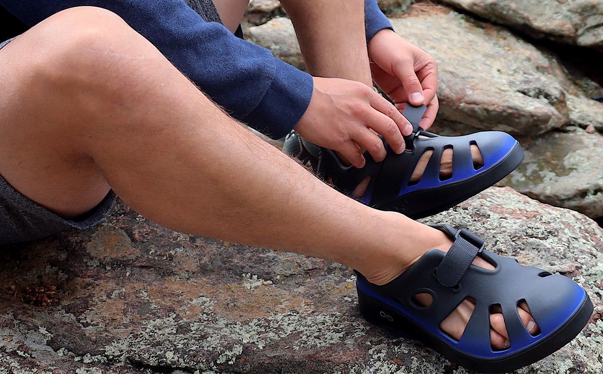 Oofos OOcandoo Sandal Black Royal | BKXW10378