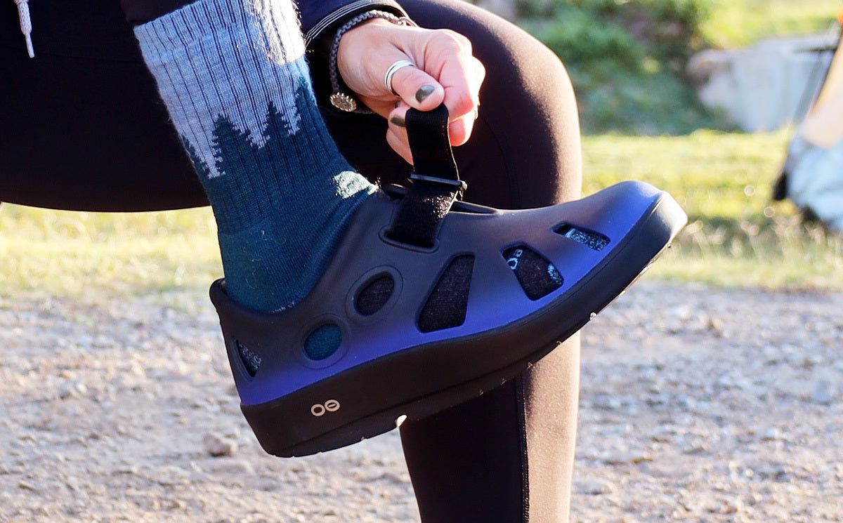 Oofos OOcandoo Sandal Black Royal | BKXW10378