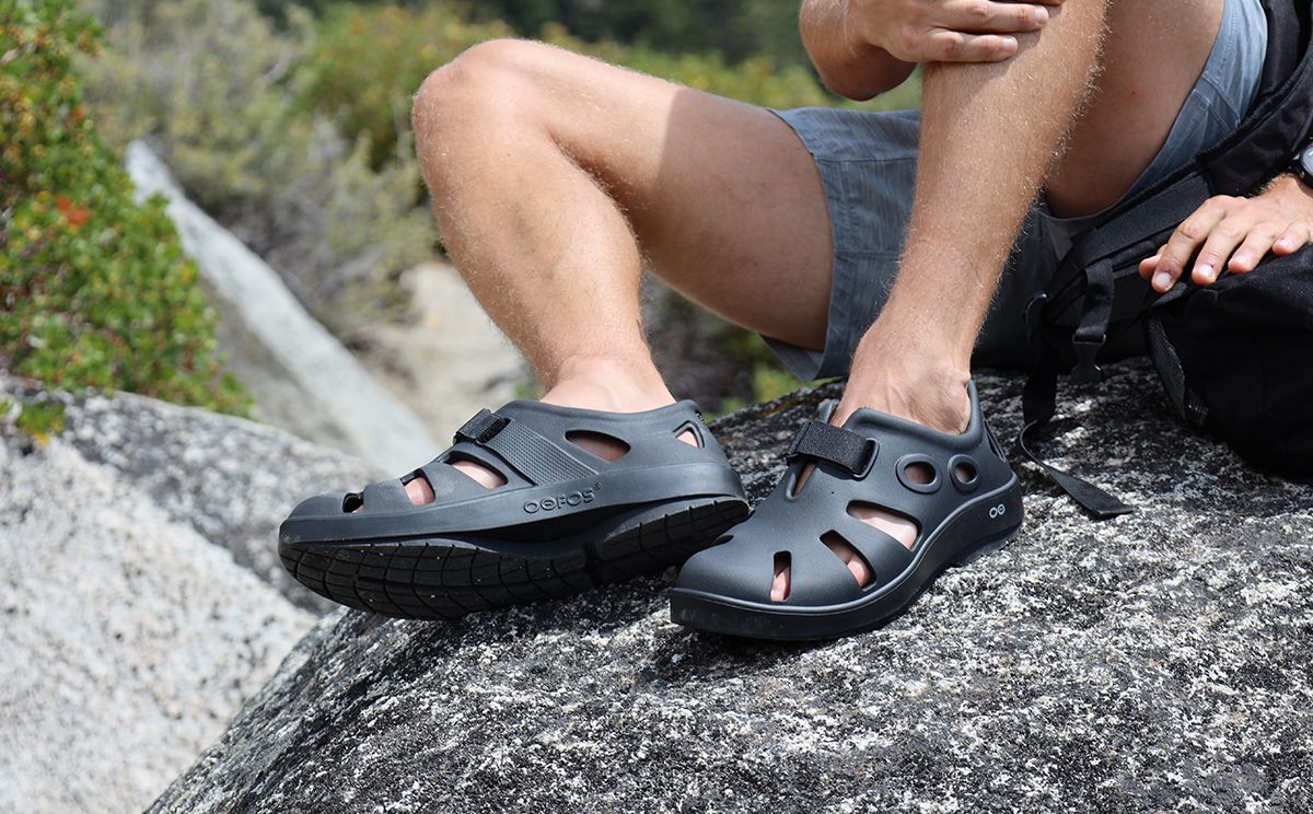 Oofos OOcandoo Sandal Black | FJER85469