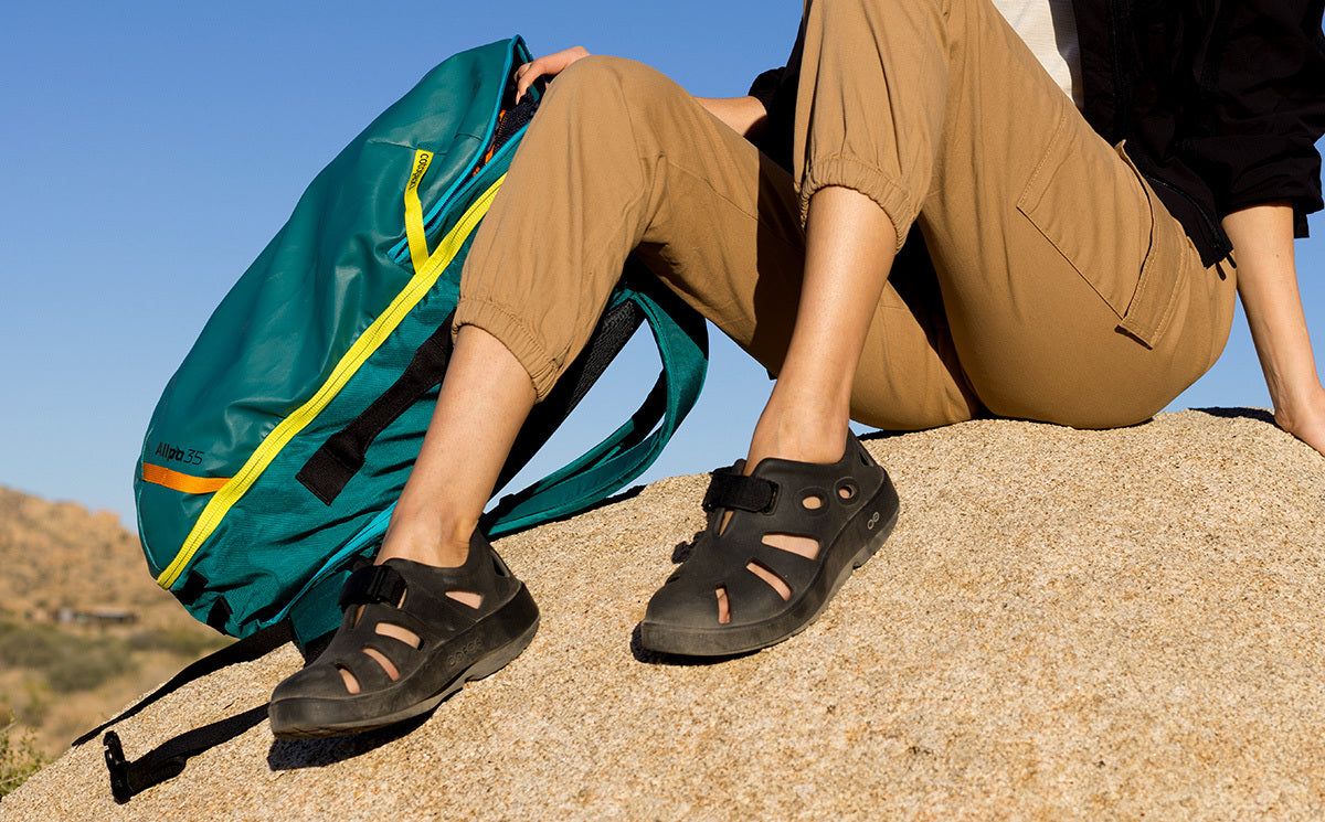 Oofos OOcandoo Sandal Black | YRVC81509