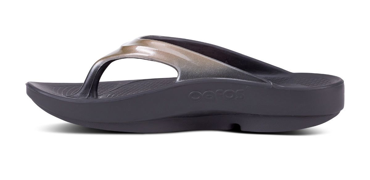 Oofos OOlala Luxe Sandal Latte | YVNX38406
