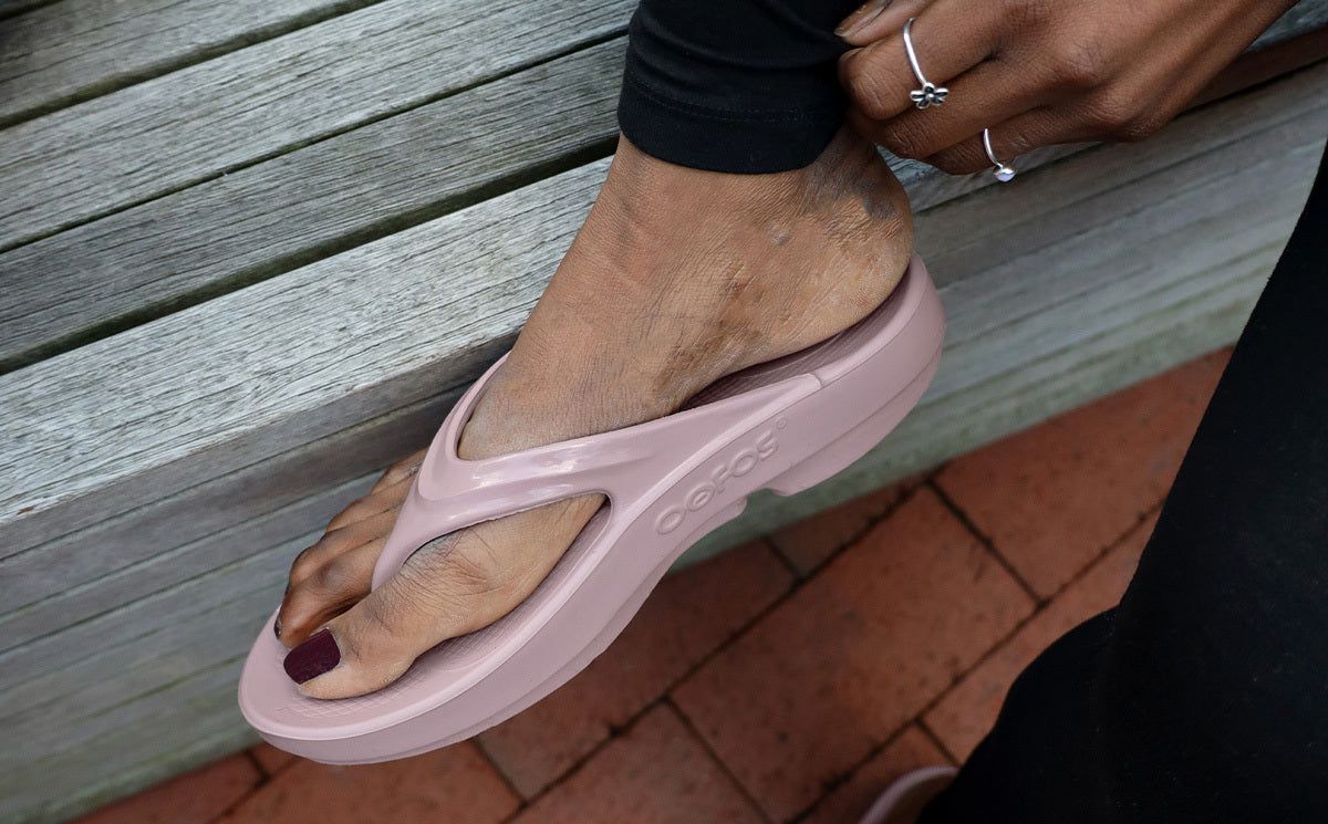 Oofos OOlala Sandal Stardust | NXYH65092