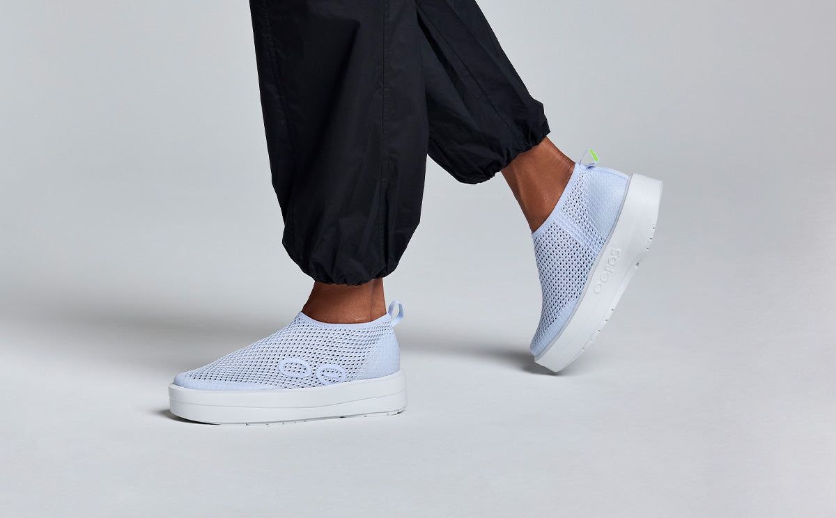 Oofos OOmega Chukka Shoe White / Purple | BSHZ54618