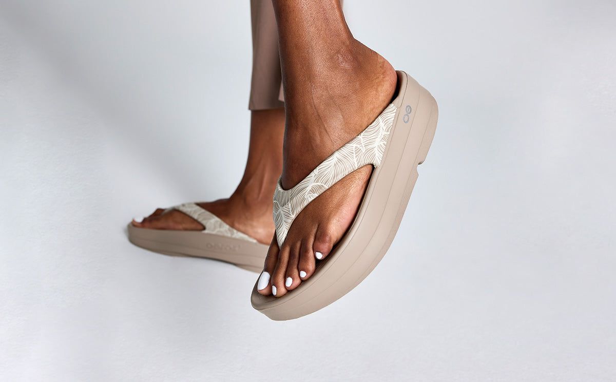 Oofos OOmega OOlala Limited Sandal Nomad Athena | COFG18496