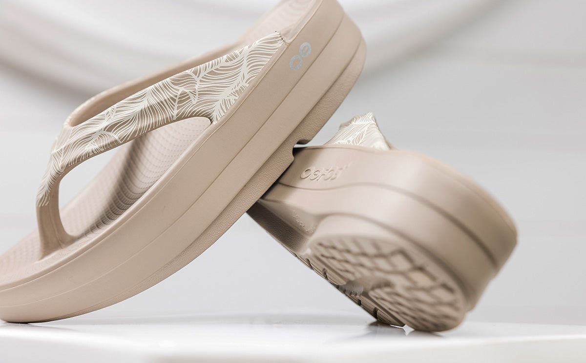 Oofos OOmega OOlala Limited Sandal Nomad Athena | COFG18496