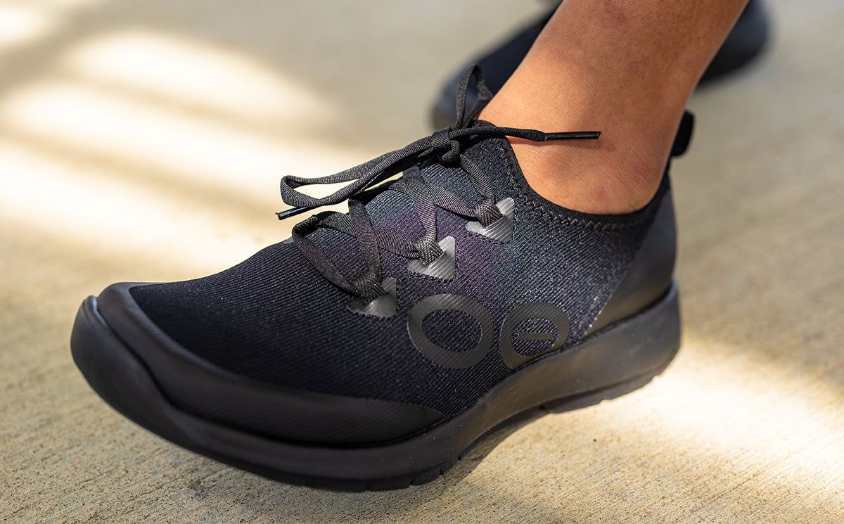 Oofos OOmg Sport LS Low Shoe Black | UPEA21548