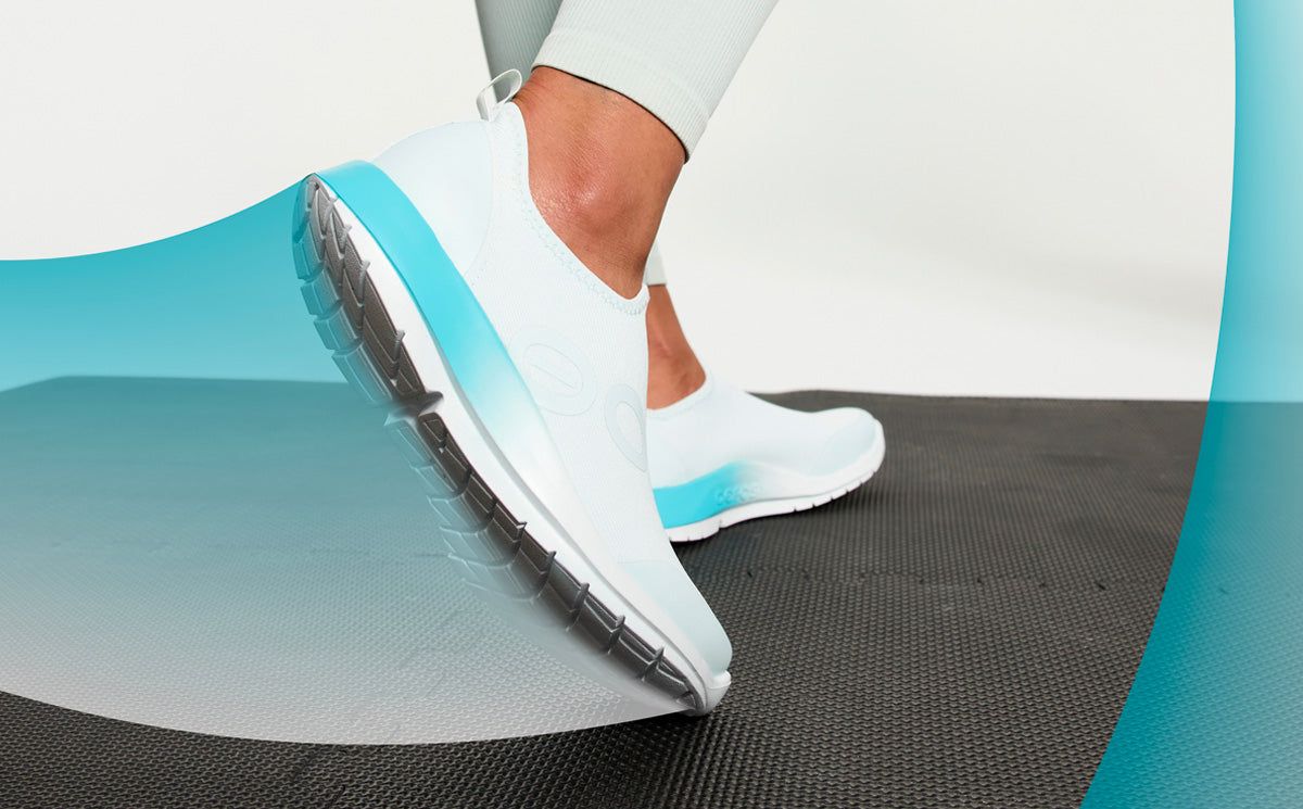 Oofos OOmg Sport Low Shoe Light Turquoise | KJEL05213