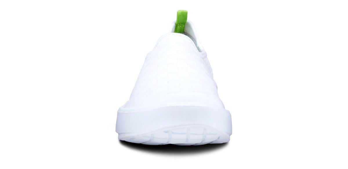 Oofos OOmg eeZee Low Shoe White | TSMX51298
